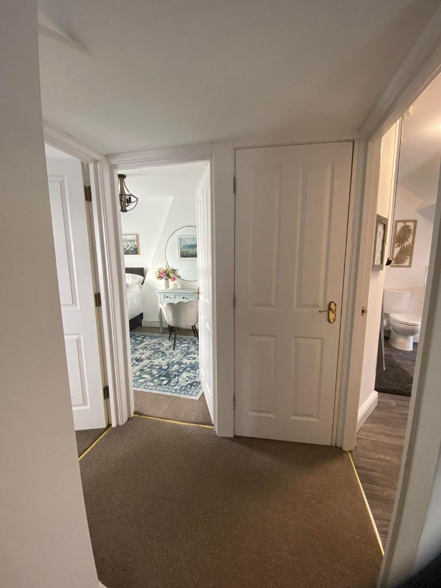 The Penthouse At Percy House Pet Friendly 2 Bedroom In Sleeps 4 People Located In The Town Centre Apartment *